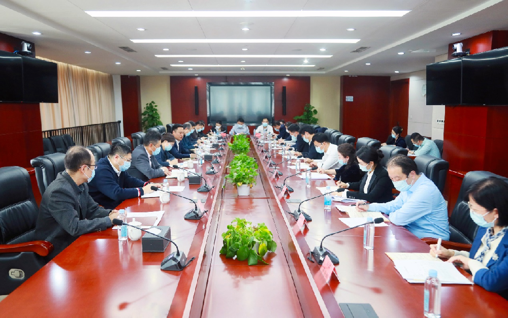 ���ּ����ٿ���ί�����󣩾ۻ� �о�����ѧϰ�����᳹���Ķ�ʮ����