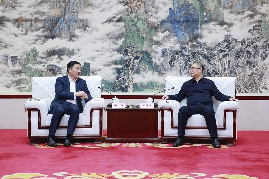 球速体育:从赛场到掌心的每一秒