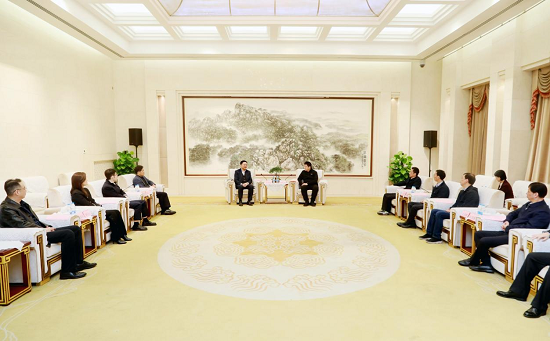 球速体育:从赛场到掌心的每一秒