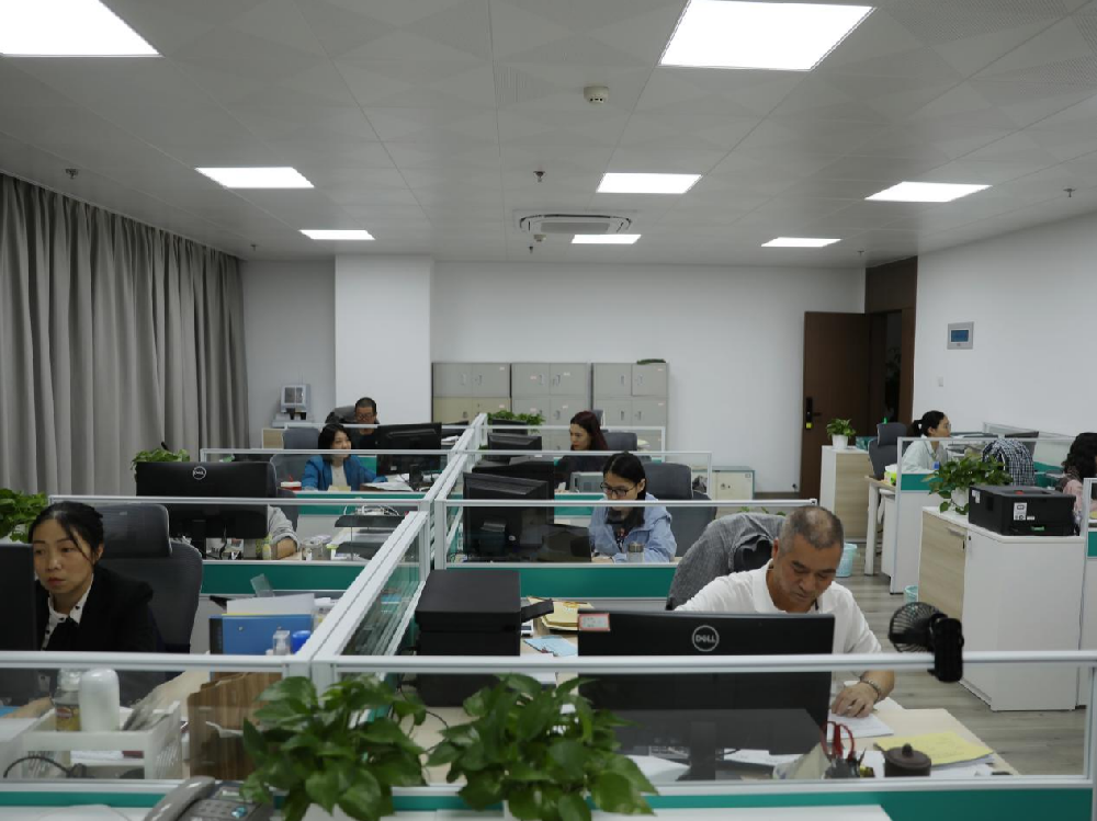 ����ܽ�����������������������д�������� | ��������:�����������ĵ�ÿһ����ҵ�ɲ�ְ���Ը߰�״̬�ƽ�����ʹ����ʵ