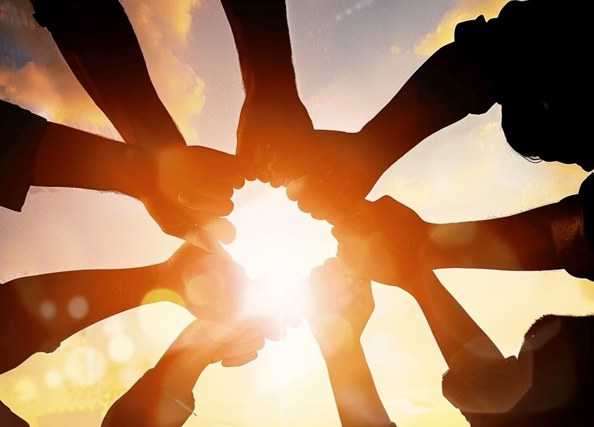 ϲӭ����չ�緶 ���·ܽ�����ƪ���� ��������:�����������ĵ�ÿһ����ҵ���Ὺչ����ף���й�����75���ꡱϵ���˶�